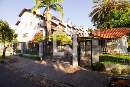 Casa de condomínio à venda com 174m², 4 quartos e 3 vagasFachada