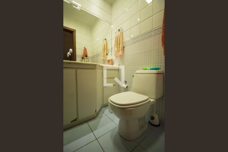 Casa de condomínio à venda com 174m², 4 quartos e 3 vagasBanheiro