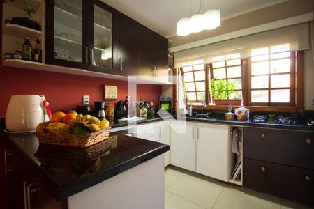 Casa de condomínio à venda com 174m², 4 quartos e 3 vagasCozinha