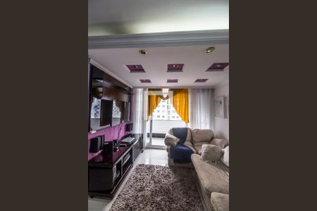 Sala de TV de apartamento à venda com 1 quarto, 78m² em Alphaville Industrial, Barueri