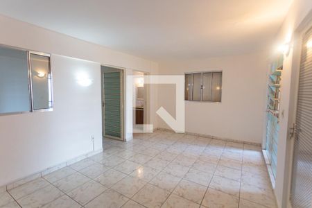 Sala de apartamento para alugar com 2 quartos, 90m² em São Lucas, Belo Horizonte