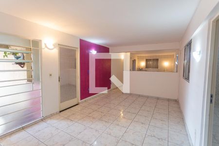 Sala de apartamento para alugar com 2 quartos, 90m² em São Lucas, Belo Horizonte