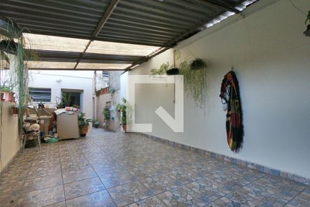 Casa à venda com 198m², 2 quartos e 2 vagasÁrea de Serviço