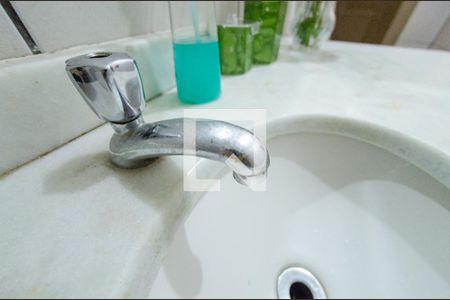 Apartamento à venda com 72m², 3 quartos e 1 vaga Apartamento à venda com 72m², 3 quartos e 1 vagaBanheiro