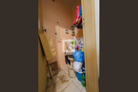 Apartamento à venda com 72m², 3 quartos e 1 vaga Apartamento à venda com 72m², 3 quartos e 1 vagaBanheiro de Serviço