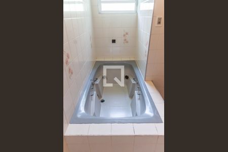 Banheiro da Suíte de casa à venda com 4 quartos, 167m² em Vila Santa Luzia, São Bernardo do Campo