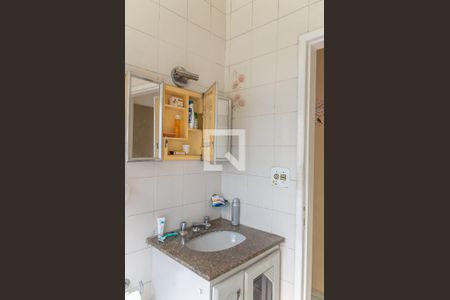 Casa à venda com 167m², 4 quartos e 2 vagasBanheiro