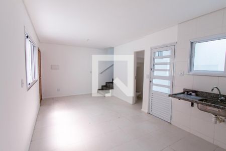 Sala/Cozinha de casa de condomínio à venda com 2 quartos, 60m² em Pestana, Osasco