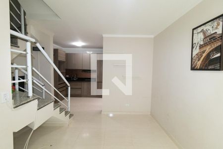 Sala de casa de condomínio para alugar com 2 quartos, 68m² em Parada Inglesa, São Paulo
