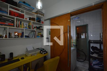 Apartamento para alugar com 70m², 2 quartos e sem vagaQuarto de Serviço