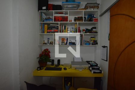 Apartamento para alugar com 70m², 2 quartos e sem vagaQuarto de Serviço