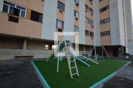 Apartamento para alugar com 70m², 2 quartos e sem vagaQuadra Esportiva
