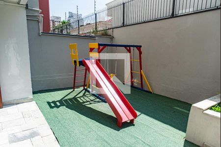 Apartamento para alugar com 65m², 2 quartos e sem vagaPlayground