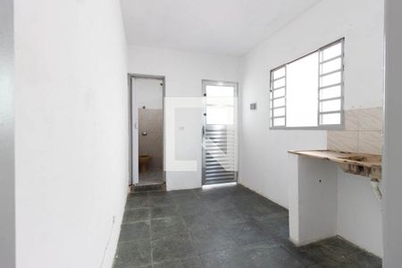 Casa para alugar com 37m², 1 quarto e sem vaga Casa para alugar com 37m², 1 quarto e sem vagaCozinha