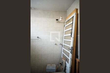 Casa à venda com 188m², 5 quartos e 2 vagasBanheiro de Serviço