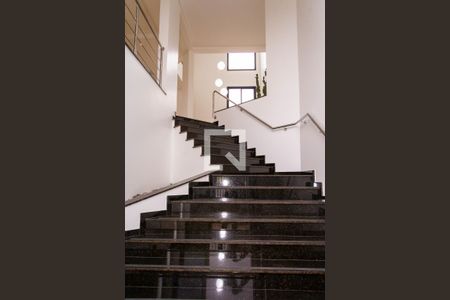 Escada do hall de casa à venda com 4 quartos, 440m² em Nova Petrópolis, São Bernardo do Campo