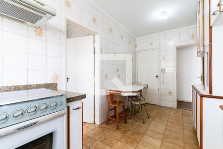 Apartamento à venda com 110m², 3 quartos e 2 vagasCozinha