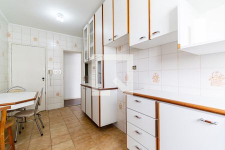 Apartamento à venda com 110m², 3 quartos e 2 vagasCozinha