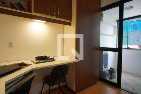 Apartamento à venda com 104m², 2 quartos e 1 vagaEscritório