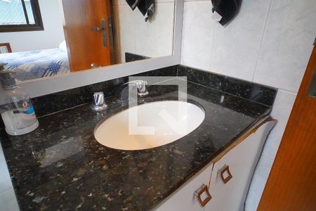 Apartamento à venda com 104m², 2 quartos e 1 vagaBanheiro da Suíte