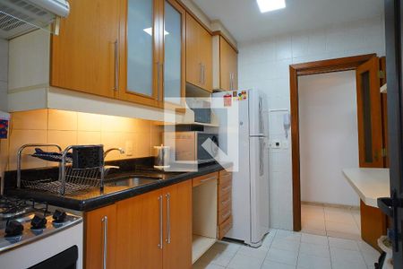 Apartamento à venda com 104m², 2 quartos e 1 vagaCozinha
