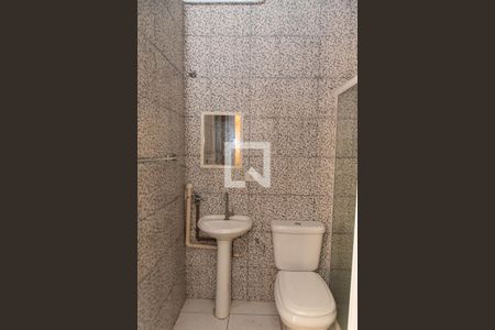 Banheiro de kitnet/studio para alugar com 1 quarto, 25m² em Ipiranga, São Paulo