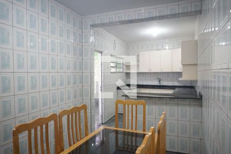 Casa à venda com 200m², 3 quartos e 1 vagaCozinha