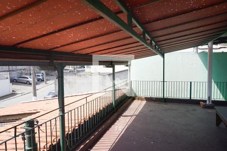 Casa à venda com 200m², 3 quartos e 1 vagaCobertura