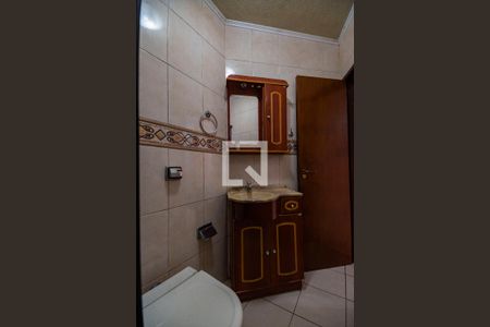 Casa à venda com 118m², 2 quartos e sem vaga Casa à venda com 118m², 2 quartos e sem vagaBanheiro