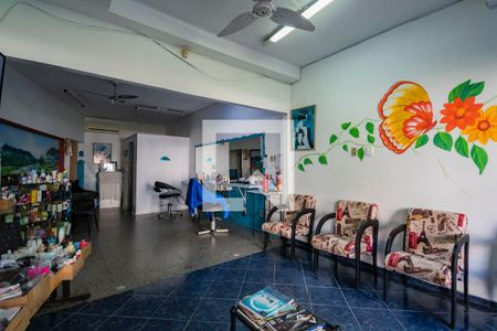 Casa à venda com 118m², 2 quartos e sem vaga Casa à venda com 118m², 2 quartos e sem vagaSalão de festa