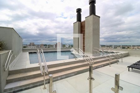 Studio para alugar com 38m², 1 quarto e 1 vaga Studio para alugar com 38m², 1 quarto e 1 vagaÁrea comum - Piscina