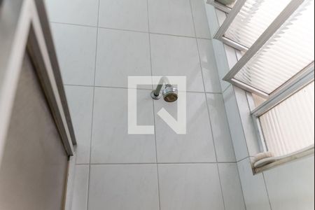 Apartamento para alugar com 48m², 1 quarto e sem vaga Apartamento para alugar com 48m², 1 quarto e sem vagaBanheiro