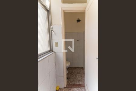 Apartamento para alugar com 48m², 1 quarto e sem vaga Apartamento para alugar com 48m², 1 quarto e sem vagaBanheiro de Serviço