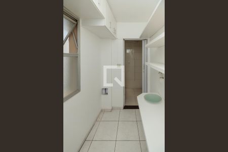 Apartamento à venda com 65m², 2 quartos e 1 vaga Apartamento à venda com 65m², 2 quartos e 1 vagaQuarto de Serviço