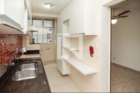 Apartamento à venda com 65m², 2 quartos e 1 vaga Apartamento à venda com 65m², 2 quartos e 1 vagaCozinha
