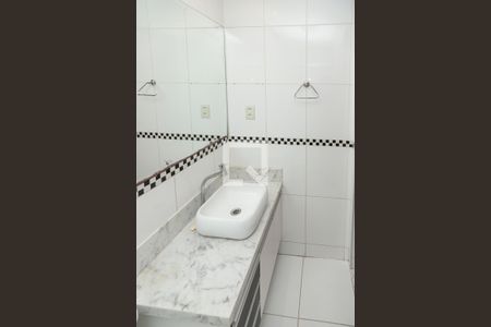 Apartamento à venda com 65m², 2 quartos e 1 vaga Apartamento à venda com 65m², 2 quartos e 1 vagaBanheiro