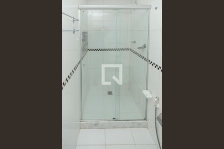 Apartamento à venda com 65m², 2 quartos e 1 vaga Apartamento à venda com 65m², 2 quartos e 1 vagaBanheiro