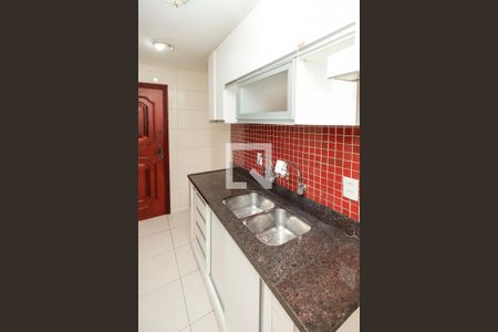 Apartamento à venda com 65m², 2 quartos e 1 vaga Apartamento à venda com 65m², 2 quartos e 1 vagaCozinha