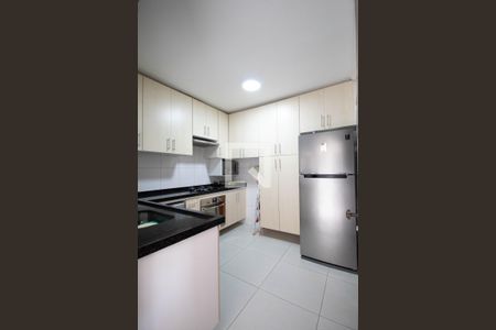 Casa à venda com 165m², 3 quartos e 1 vaga Casa à venda com 165m², 3 quartos e 1 vagaCozinha