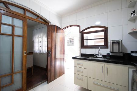 Casa à venda com 165m², 3 quartos e 1 vaga Casa à venda com 165m², 3 quartos e 1 vagaCozinha