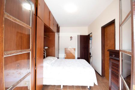 Casa à venda com 165m², 3 quartos e 1 vaga Casa à venda com 165m², 3 quartos e 1 vagaSuíte