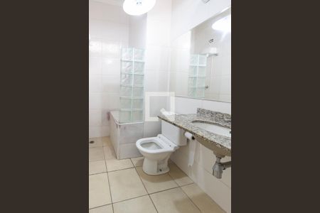 Casa de condomínio à venda com 83m², 2 quartos e 2 vagasBanheiro