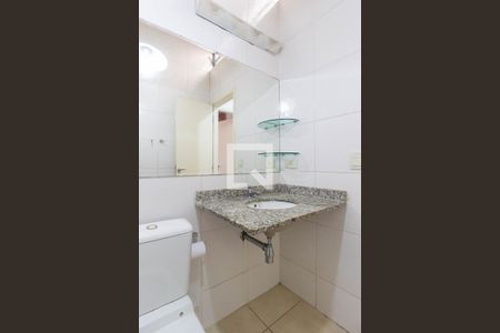 Casa de condomínio à venda com 83m², 2 quartos e 2 vagasBanheiro