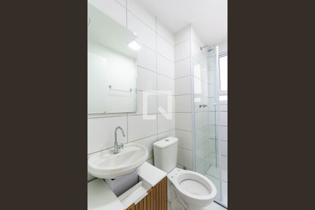 Banheiro de apartamento para alugar com 1 quarto, 36m² em Vila Graciosa, São Paulo