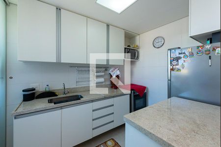 Apartamento à venda com 75m², 2 quartos e 2 vagas Apartamento à venda com 75m², 2 quartos e 2 vagasCozinha - Armários