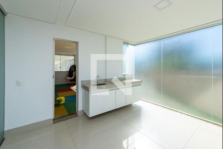 Apartamento à venda com 75m², 2 quartos e 2 vagas Apartamento à venda com 75m², 2 quartos e 2 vagasÁrea comum - Fraldário