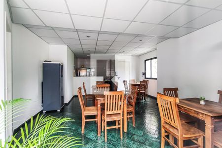 Apartamento à venda com 105m², 3 quartos e 2 vagas Apartamento à venda com 105m², 3 quartos e 2 vagasÁrea Comum - Salão de Festas