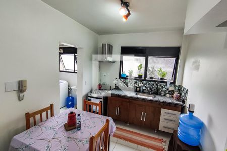 Apartamento à venda com 105m², 3 quartos e 2 vagas Apartamento à venda com 105m², 3 quartos e 2 vagasCozinha