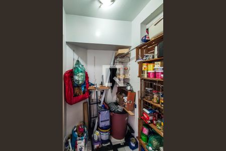 Apartamento à venda com 105m², 3 quartos e 2 vagas Apartamento à venda com 105m², 3 quartos e 2 vagasÁrea de Serviço - Quarto