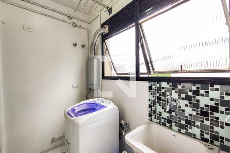 Apartamento à venda com 105m², 3 quartos e 2 vagas Apartamento à venda com 105m², 3 quartos e 2 vagasÁrea de Serviço